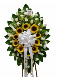 Condolencias-ofrendafloral-quito-pesame-rosas-girasoles(1).png